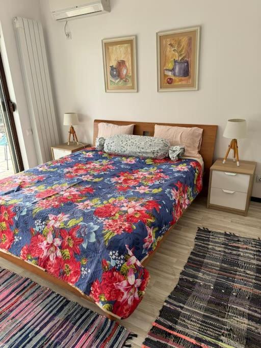 Kazanlak Large Guest House Apartment Near The Center With Full Kitchen & Dining Room, King Beds, Garden Patio, Free Parking & Self Check-In Eksteriør billede