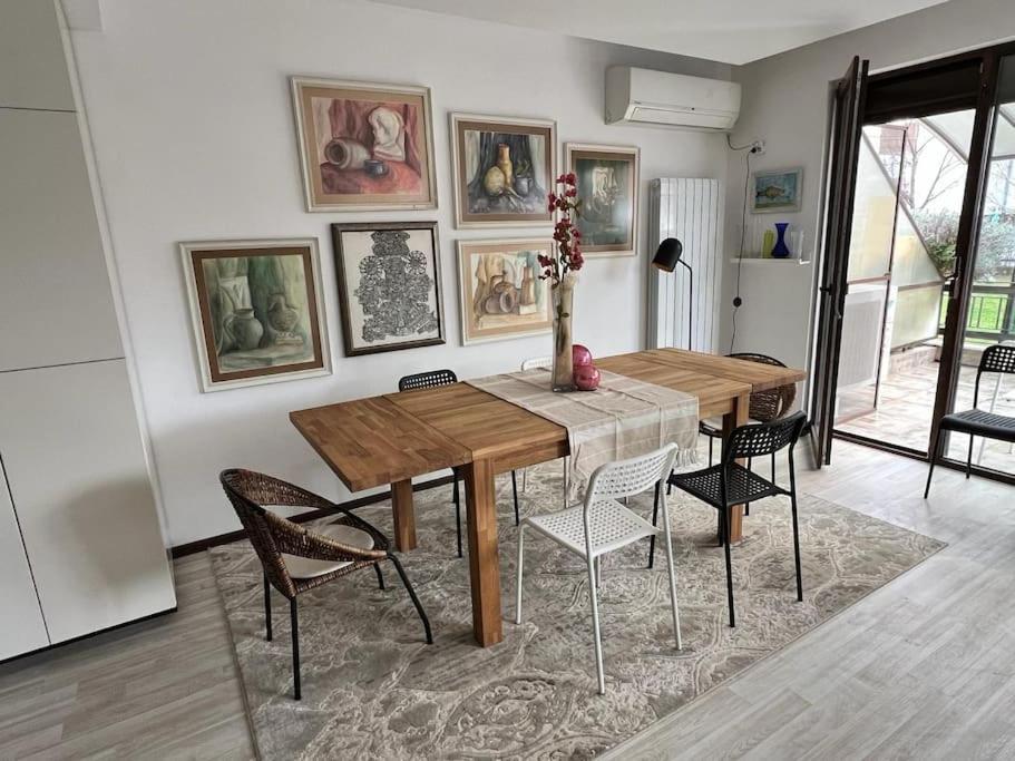 Kazanlak Large Guest House Apartment Near The Center With Full Kitchen & Dining Room, King Beds, Garden Patio, Free Parking & Self Check-In Eksteriør billede